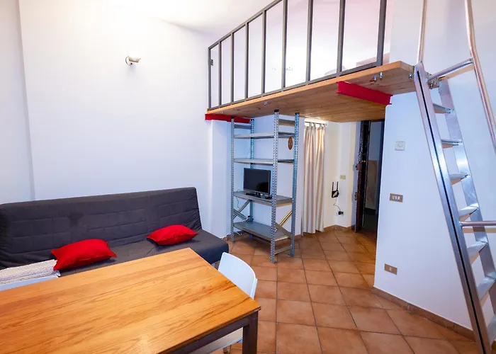 Artstay Apt Porta Romana Parking 3Th Floor No Lift